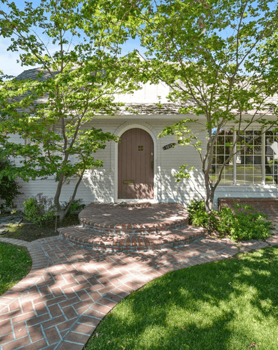 1017 3rd Ave